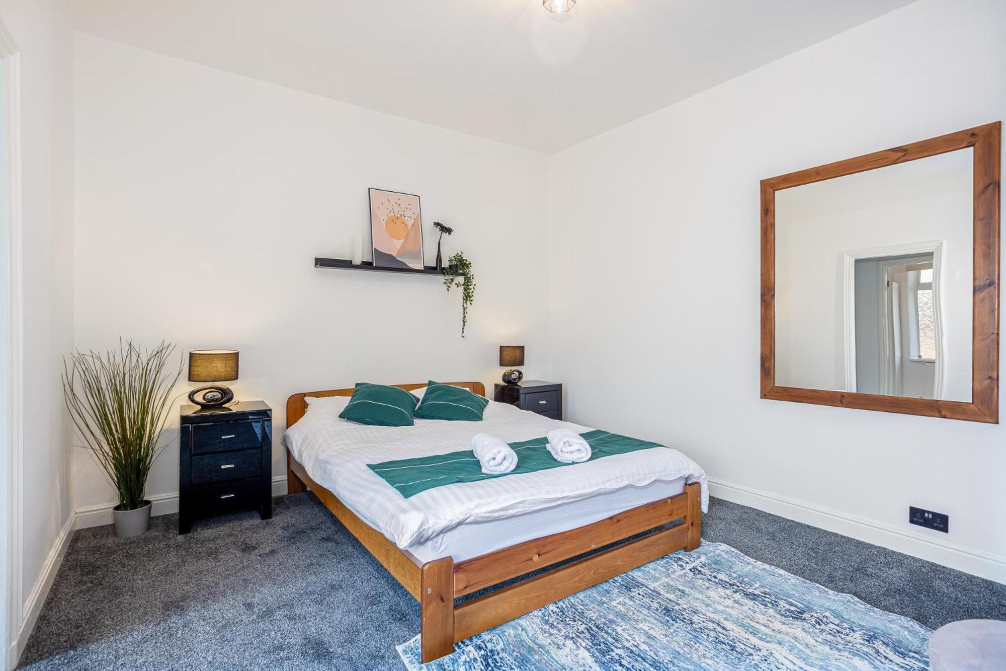 Coronation House By Yourstays - 3 Bedroom House In Newcastle-Under-Lyme Stoke-on-Trent Exteriér fotografie