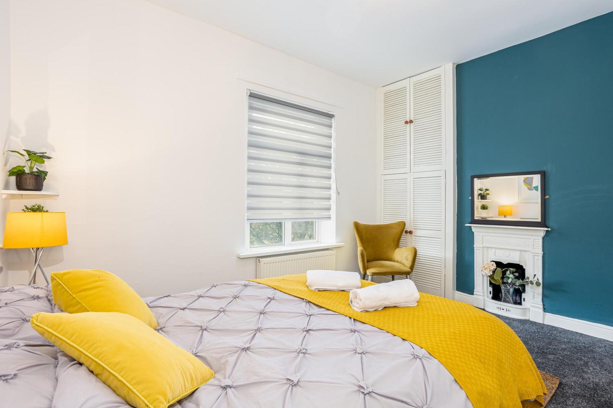 Coronation House By Yourstays - 3 Bedroom House In Newcastle-Under-Lyme Stoke-on-Trent Exteriér fotografie