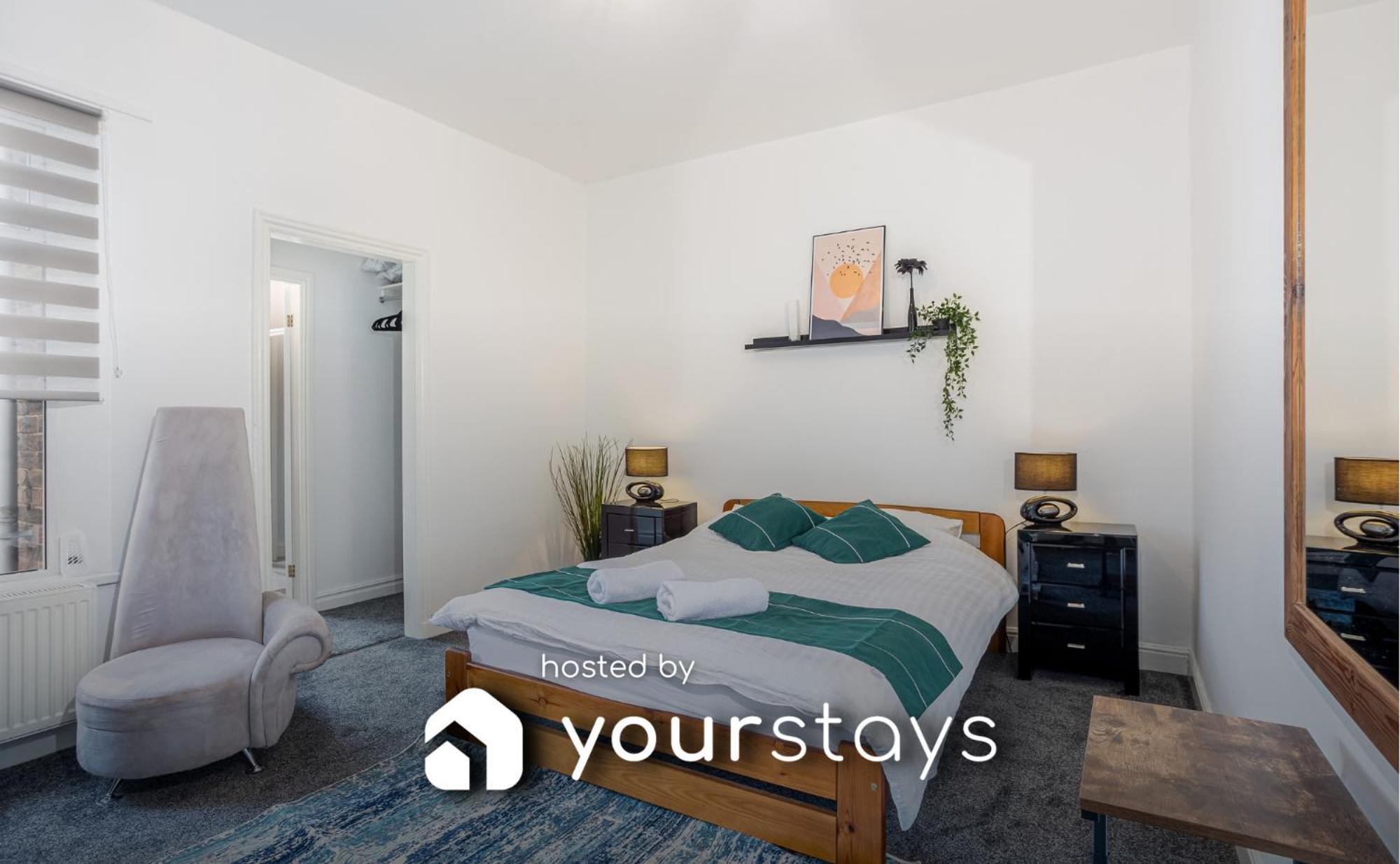 Coronation House By Yourstays - 3 Bedroom House In Newcastle-Under-Lyme Stoke-on-Trent Exteriér fotografie